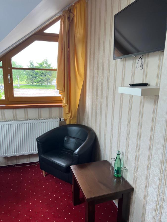 Hotel Krusnohorsky Dvur Cínovec Exterior photo