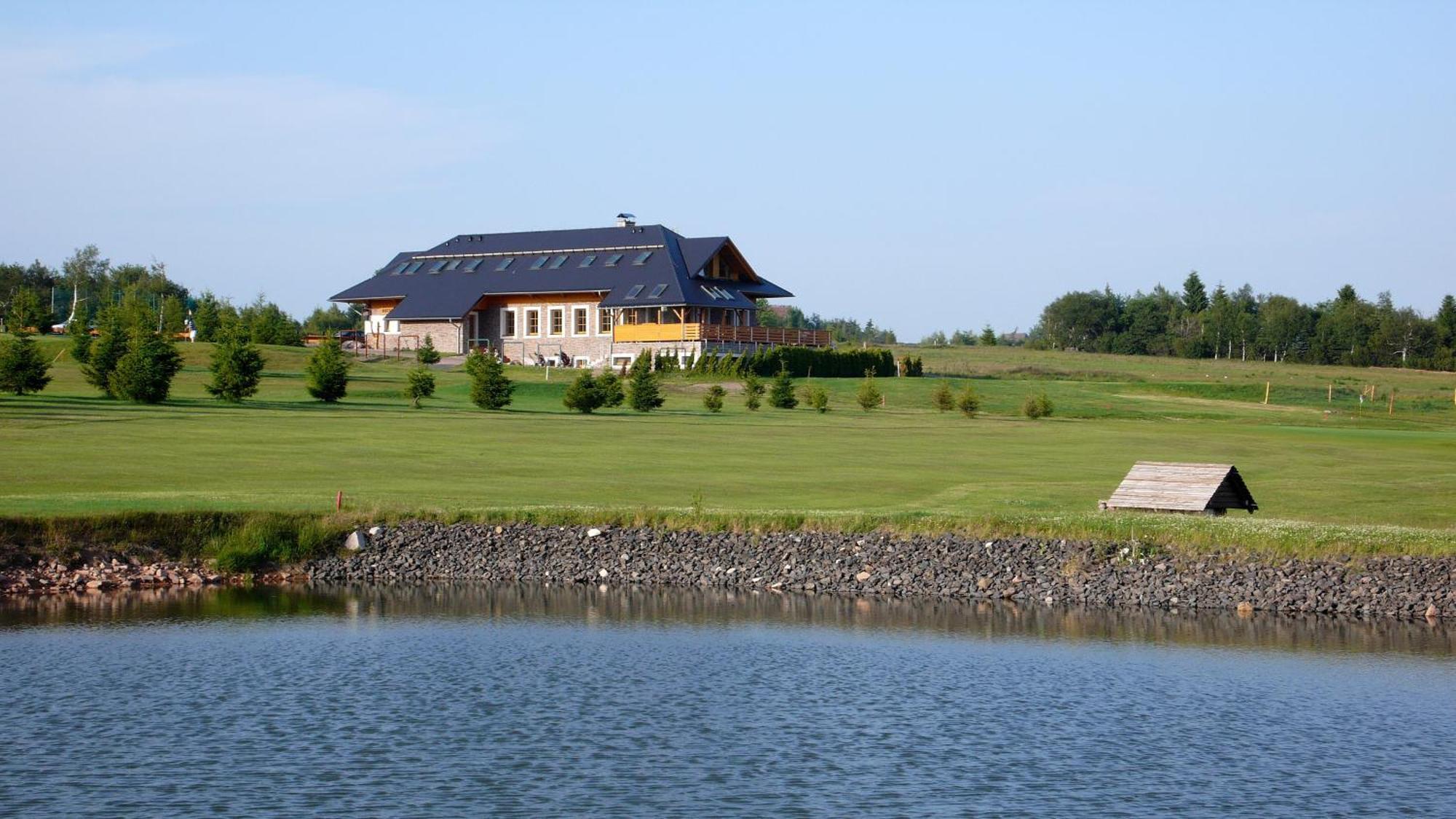 Hotel Krusnohorsky Dvur Cínovec Exterior photo