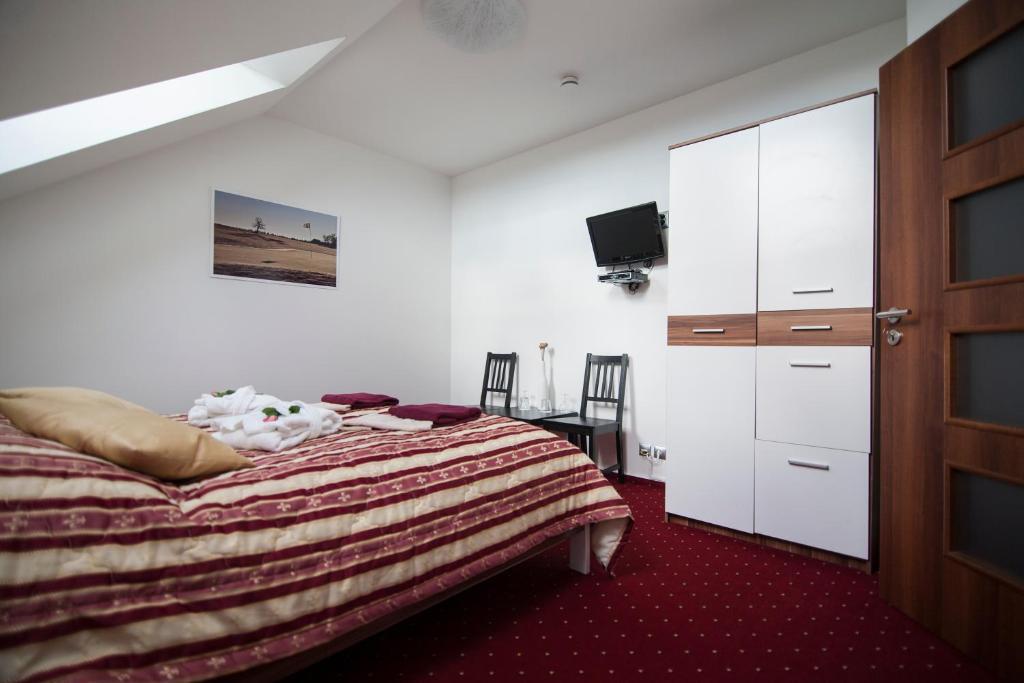 Hotel Krusnohorsky Dvur Cínovec Room photo